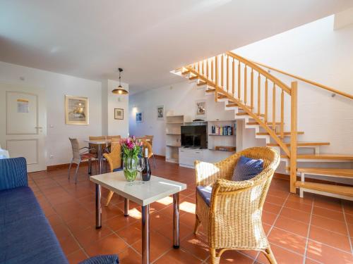 Feriendorf Rugana Klassik Ferienwohnung mit 2 Schlafzimmern und Terrasse C26 — 4-Star Luxury Hotel in Dranske, Germany