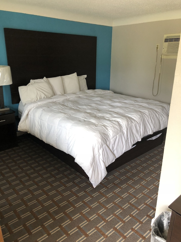 Gratiot View Motel - photo 10