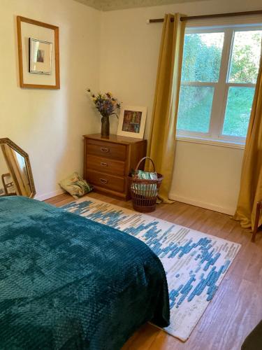 Studio Privatif Datcha in Saint-Germain-En-Laye, France