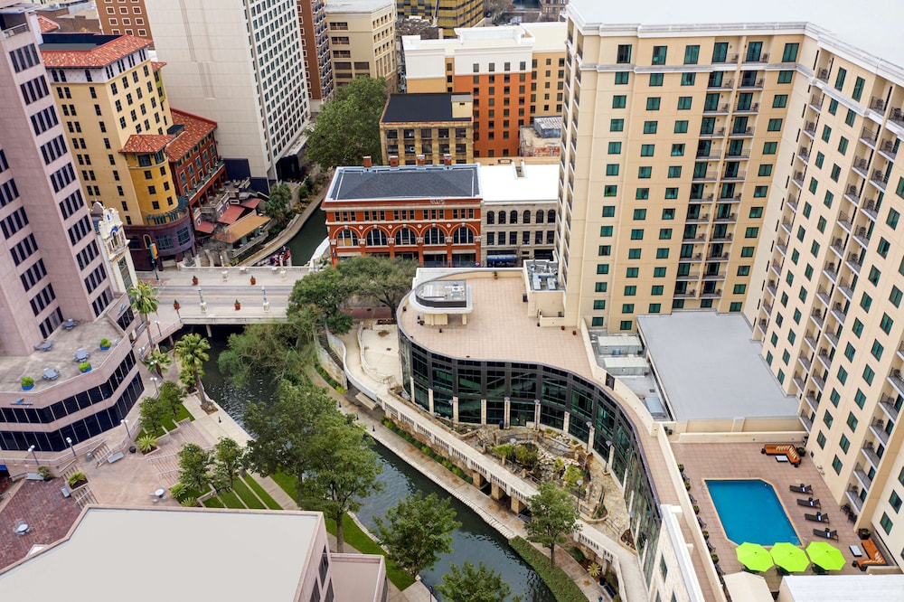 Embassy Suites San Antonio Riverwalk Downtown - photo 2