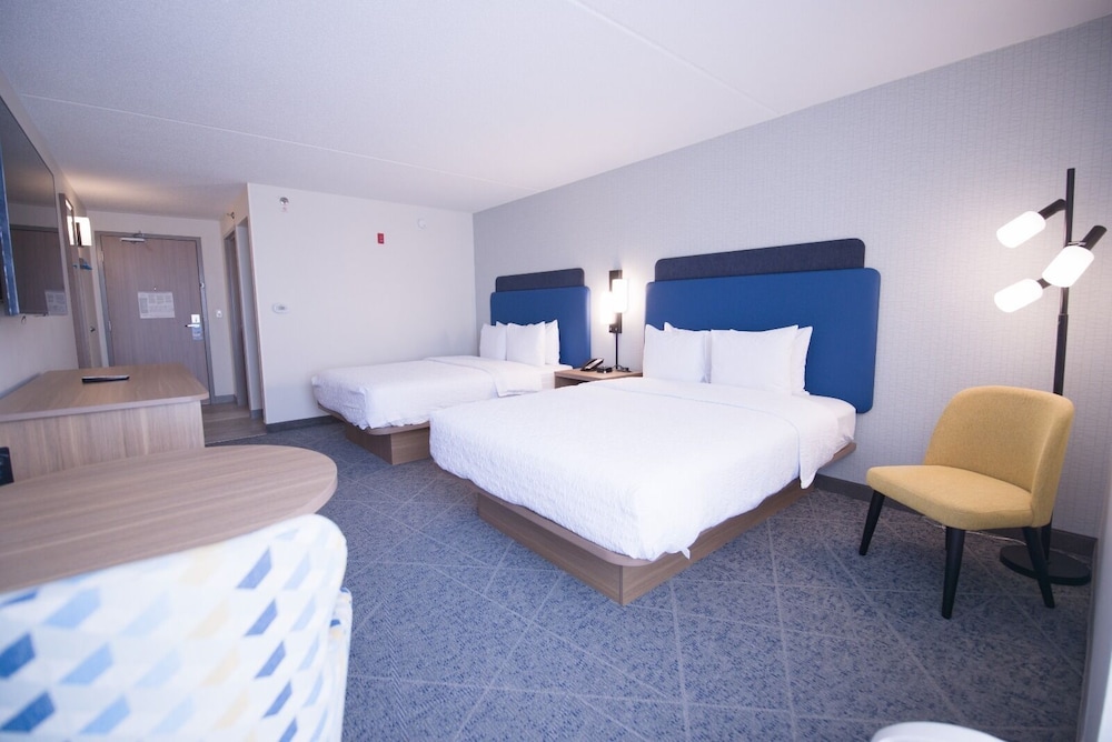 Hampton Inn Chicago Carol Stream - photo 15