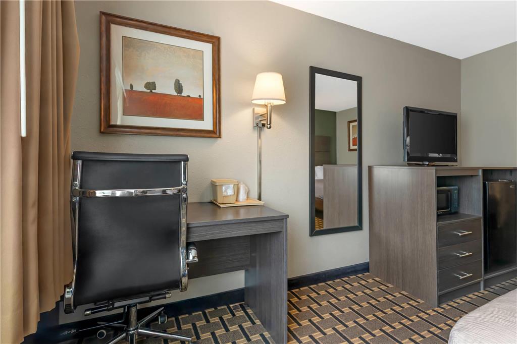 Quality Inn Mauston I 90 - photo 6