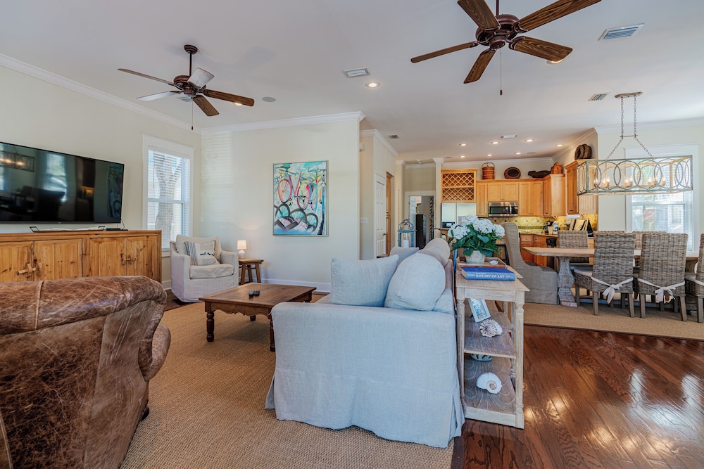 Pet Friendly Seacrest Home for 10 Resort Pool Beach Shuttle - photo 19