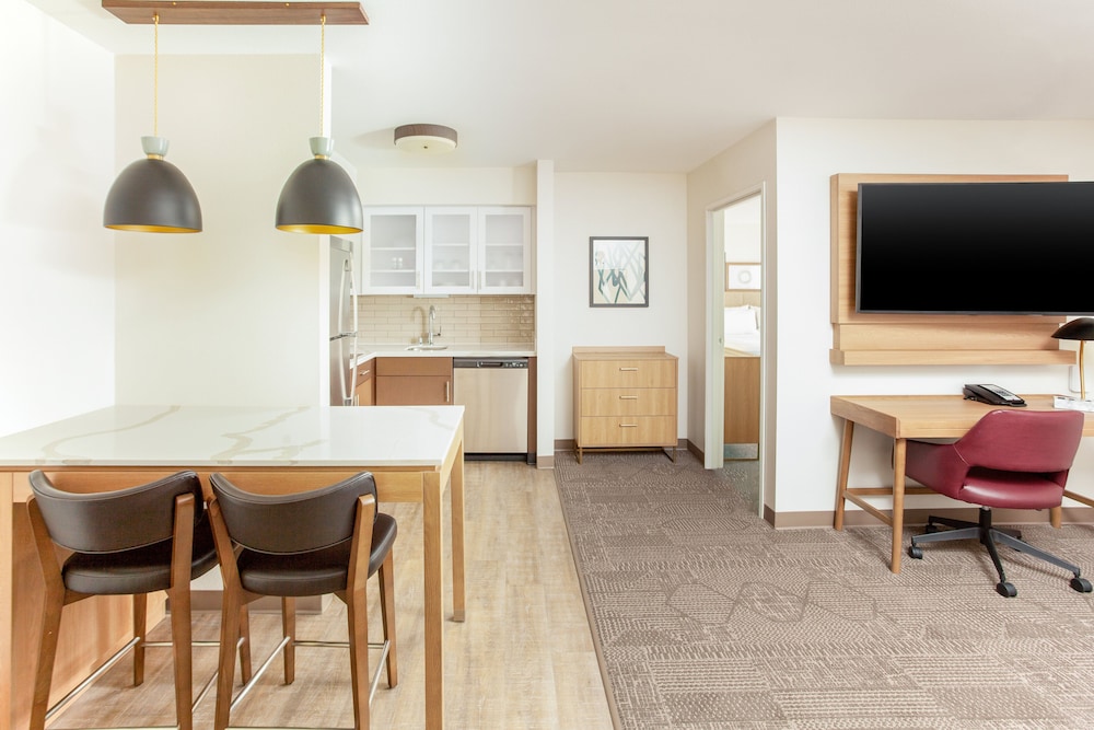 Staybridge Suites San Bernardino Loma Linda by IHG - photo 34