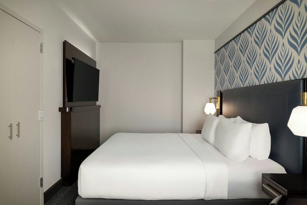 Courtyard by Marriott San Francisco Union Square - photo 11