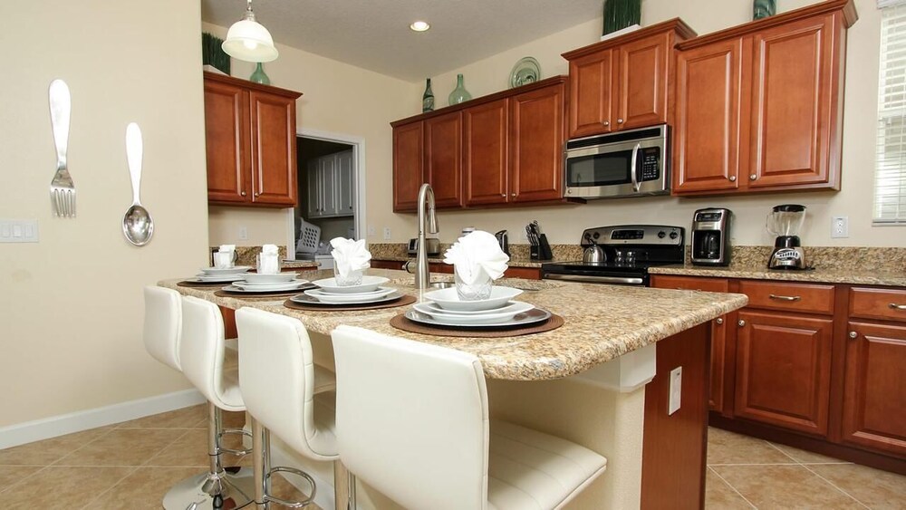 Stunning 5 Bedroom 5 Bath Home In Paradise Palms Resort Kissimmee - photo 20