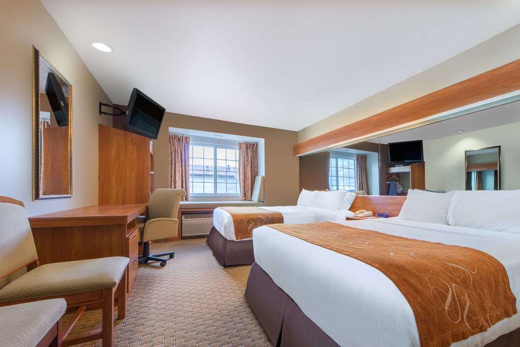 Microtel Inn & Suites by Wyndham Raton - photo 12
