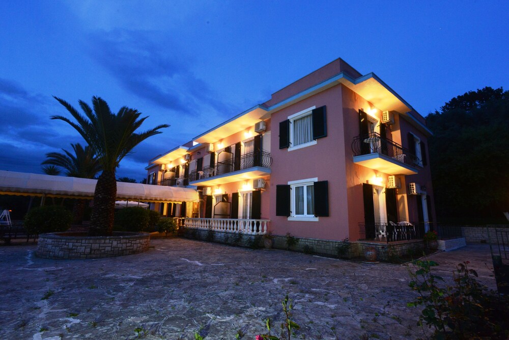 Argo Hotel - carbon neutral hotel in Corfu