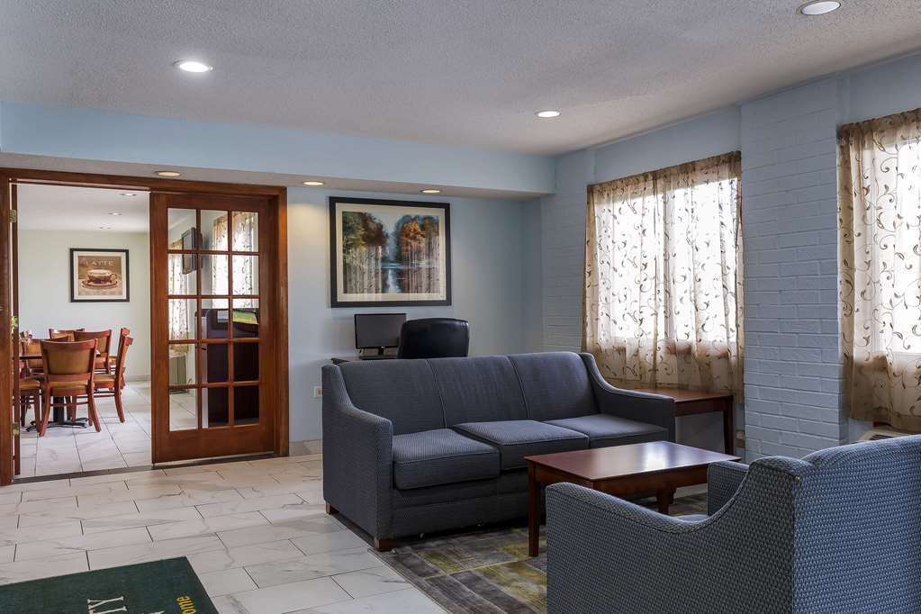 Quality Inn Sycamore DeKalb - photo 8