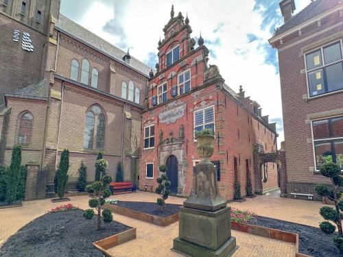 Weeshuis klein in Enkhuizen, Netherlands