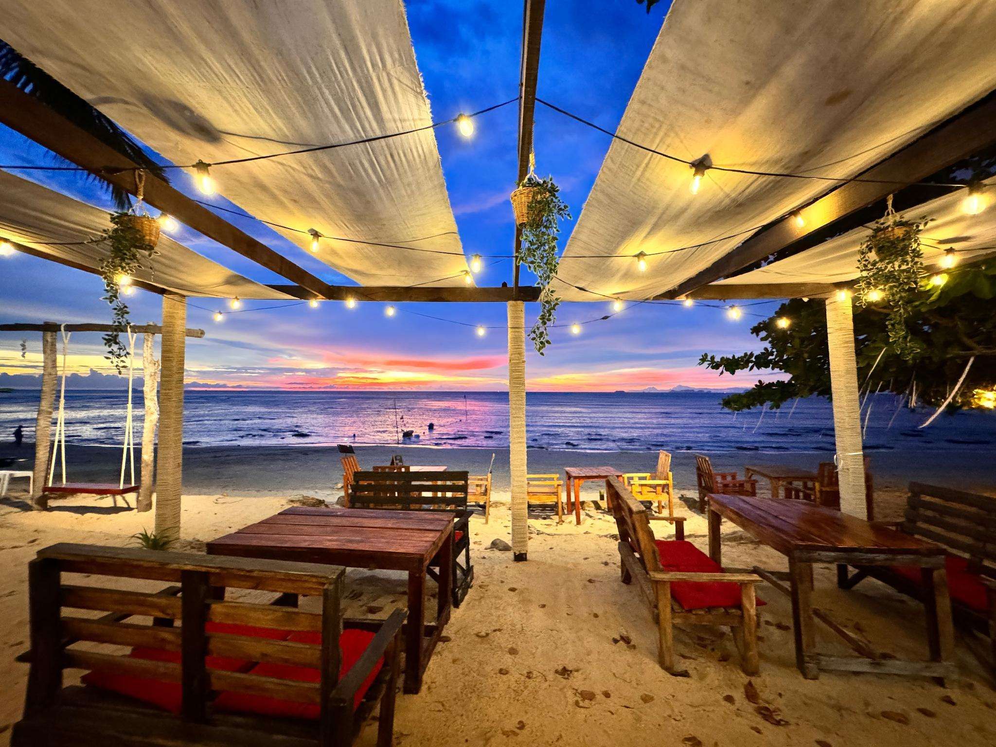 Devy Ale Cafe in Ko Lanta, Thailand