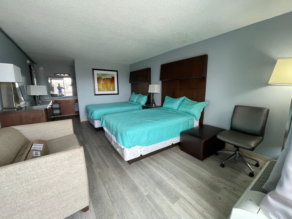 Lamplighter Inn By OYO Charlotte Airport Area - photo 17