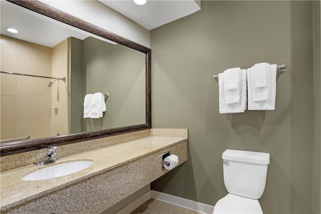 Best Western Plus Dixon Davis - photo 44
