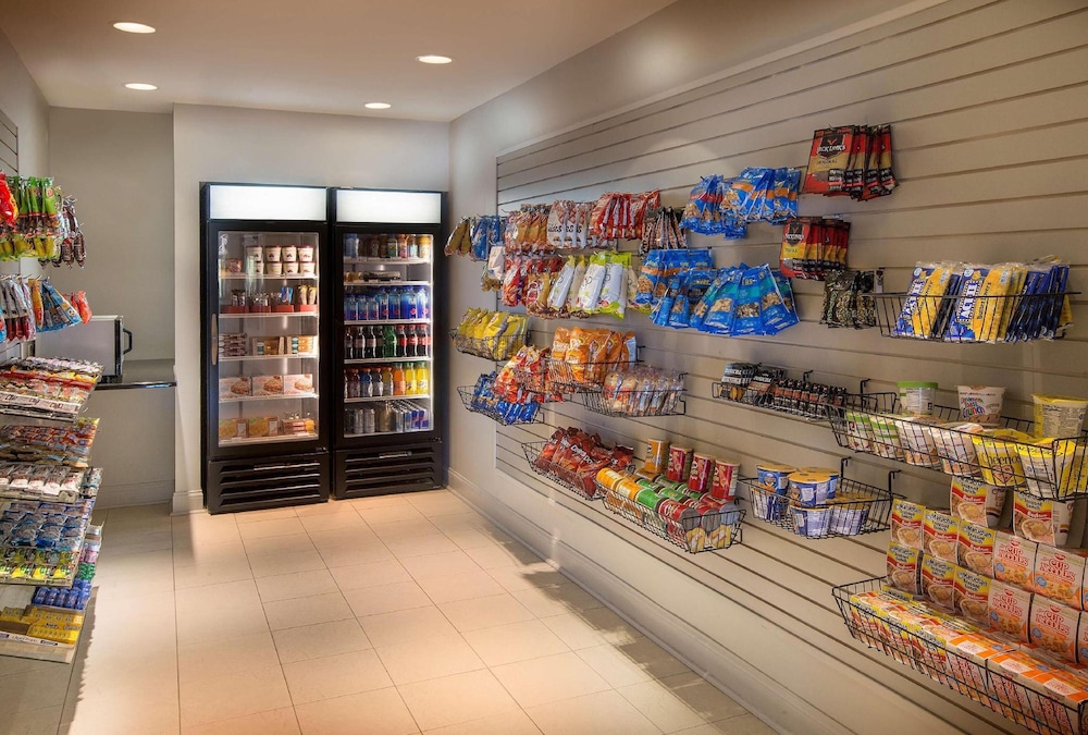 DoubleTree by Hilton Lisle Naperville - photo 26