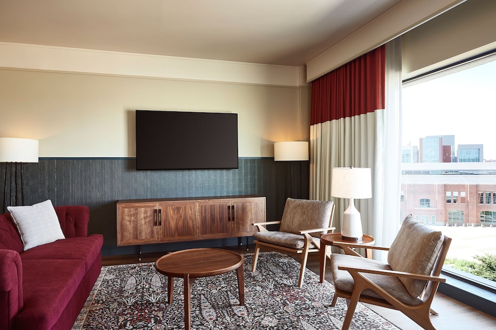 The Scarlet Lincoln a Tribute Portfolio Hotel - photo 15