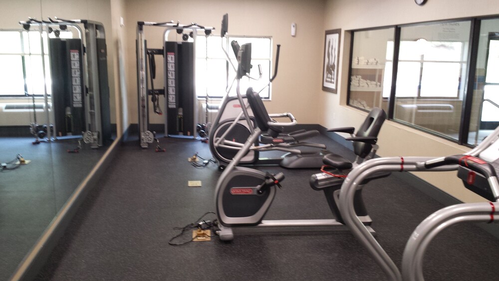 Holiday Inn Express & Suites Cambridge by IHG - photo 19
