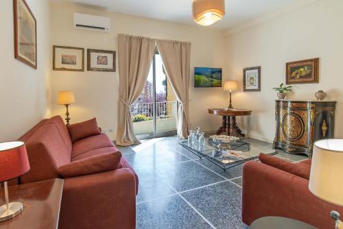 Baglivi 8 Sapienza Metro B — 4-Star Luxury Hotel in Rome, Italy