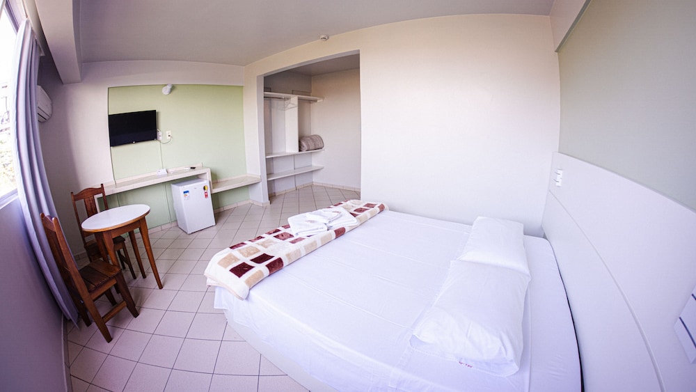 Sir Hotel — Telemaco Borba — photo 3