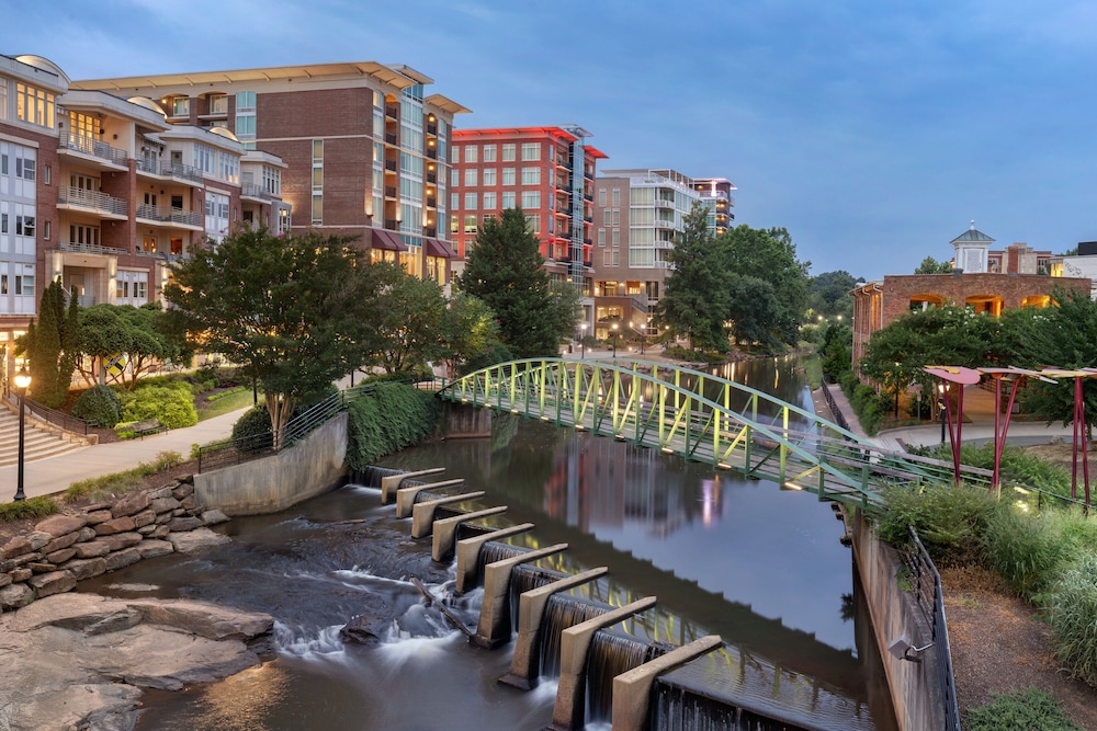 Holiday Inn Express & Suites Greenville Downtown by IHG - photo 49