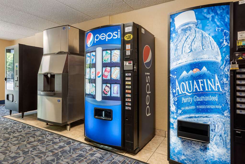 Quality Inn & Suites Zanesville City Center - photo 23