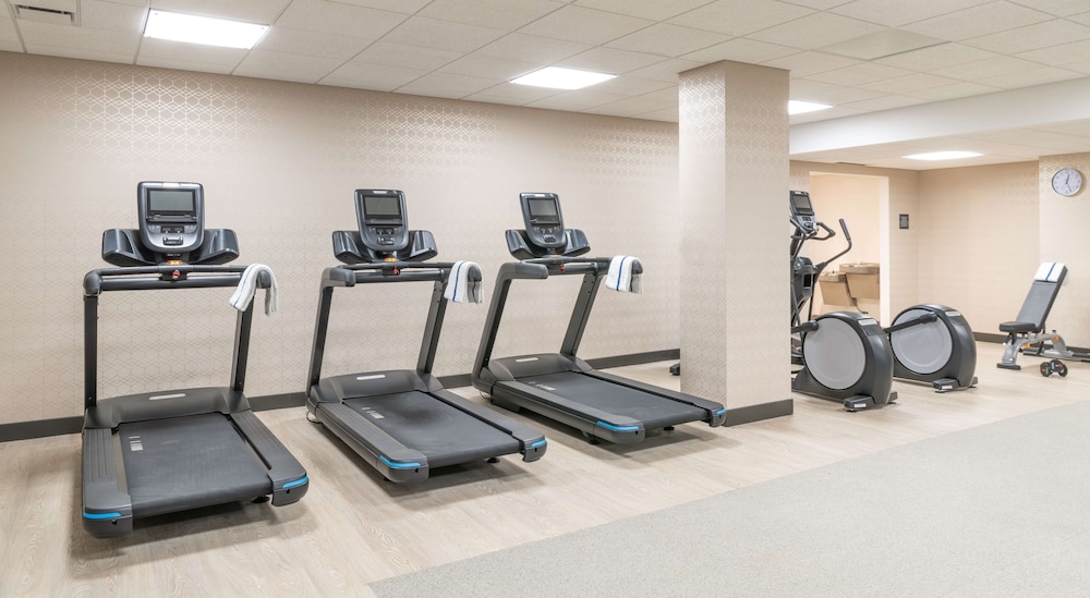 Hilton Garden Inn Flint Downtown - photo 32