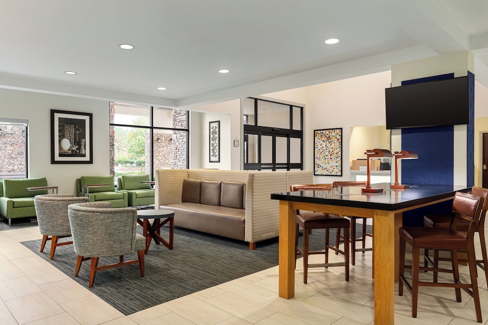 Holiday Inn Express Suites Lexington NwVineyard - photo 78