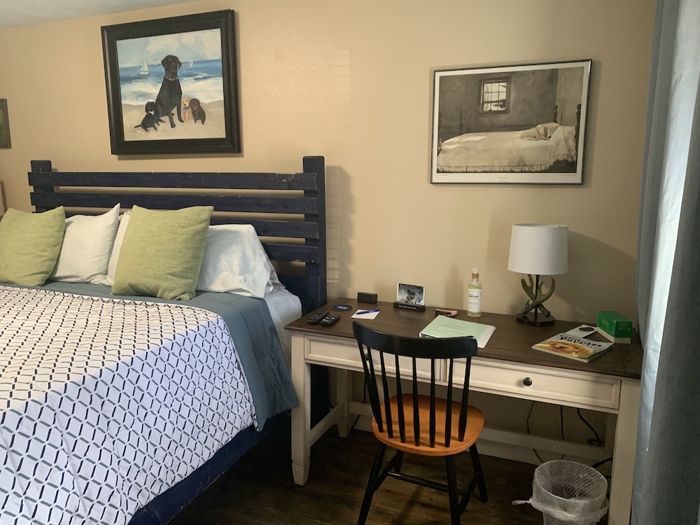South Jetty Inn - photo 34