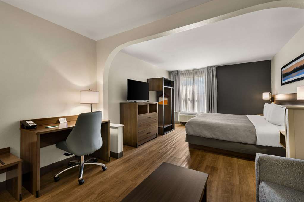 Quality Inn & Suites Matthews Charlotte - photo 28