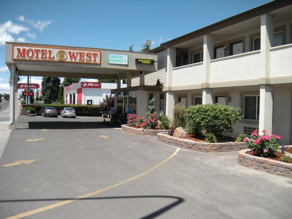 Motel West - photo 54