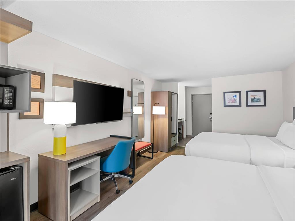 Comfort Inn & Suites Bellevue Omaha Offutt AFB - photo 22