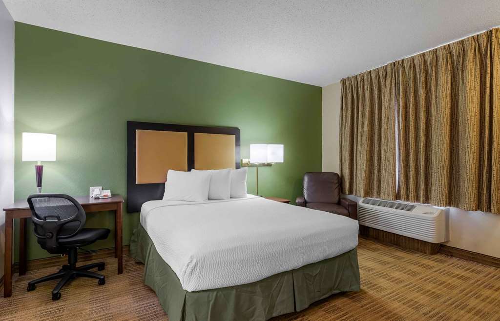 Extended Stay America Laredo Del Mar - photo 12
