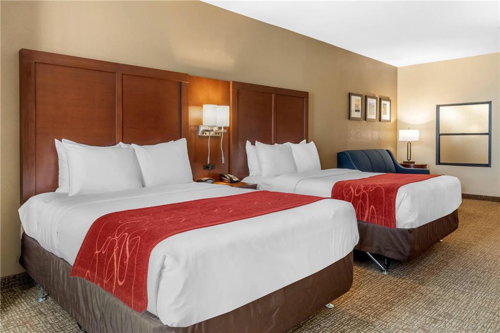 Comfort Suites Barstow near I 15 - photo 25