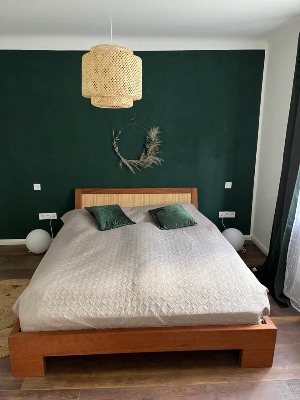 MON Bijou 2 Schlafzimmer — 4-Star Luxury Hotel in Monschau, Germany