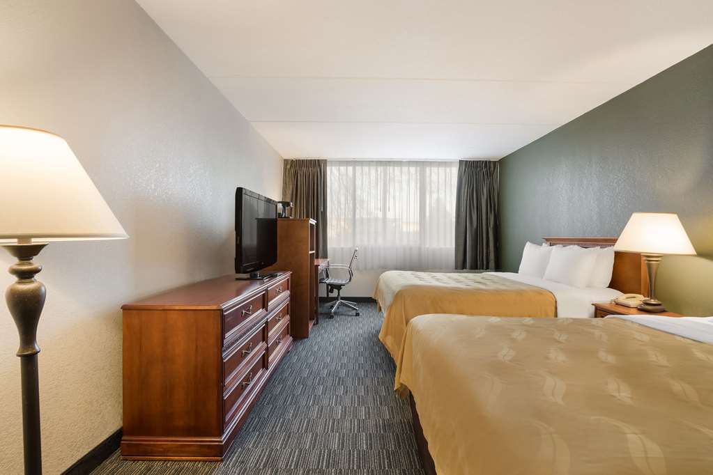 Clarion Hotel & Convention Center Joliet - photo 14