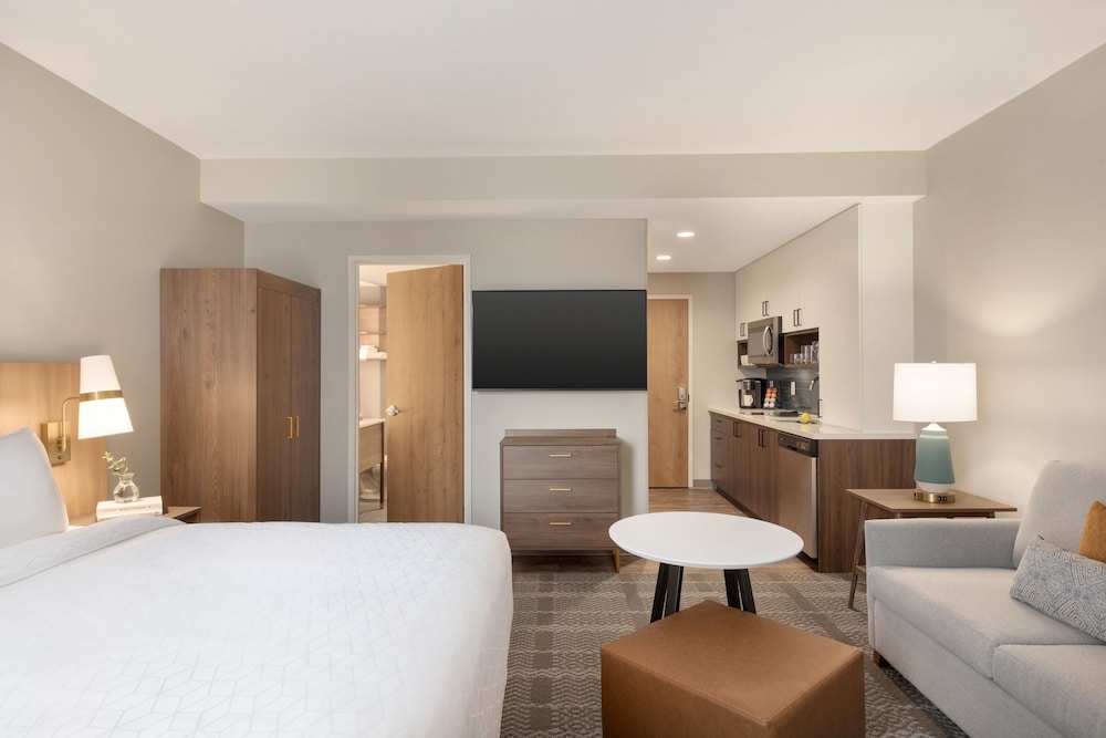 Staybridge Suites Rochester Mayo Clinic Area by IHG - photo 18