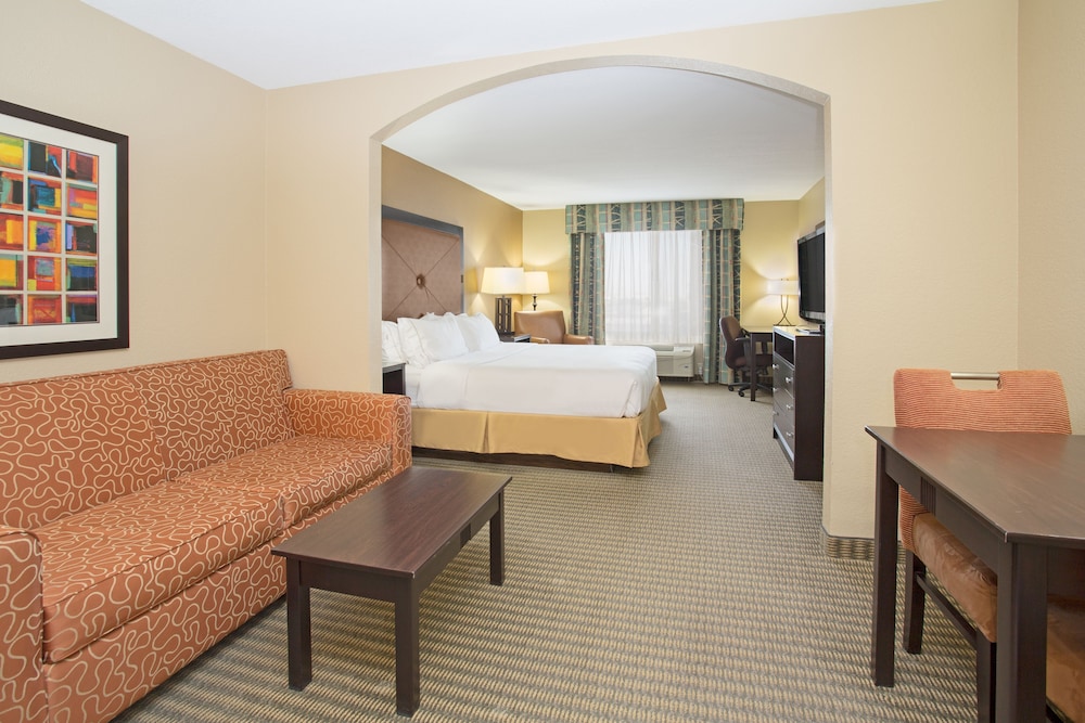 Holiday Inn Express & Suites Lexington by IHG - photo 8