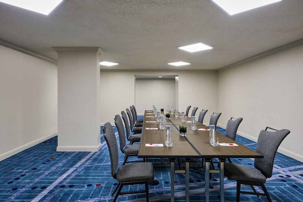 Los Angeles Airport Marriott - photo 83
