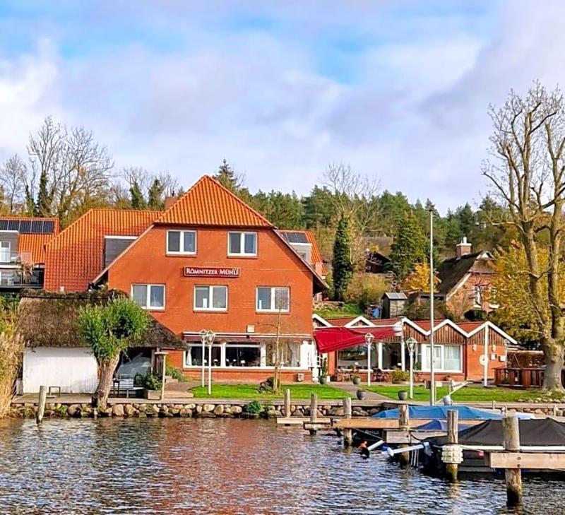 Hotel Am See Rv Mnitzer Mv Hle — hotel in Ratzeburg