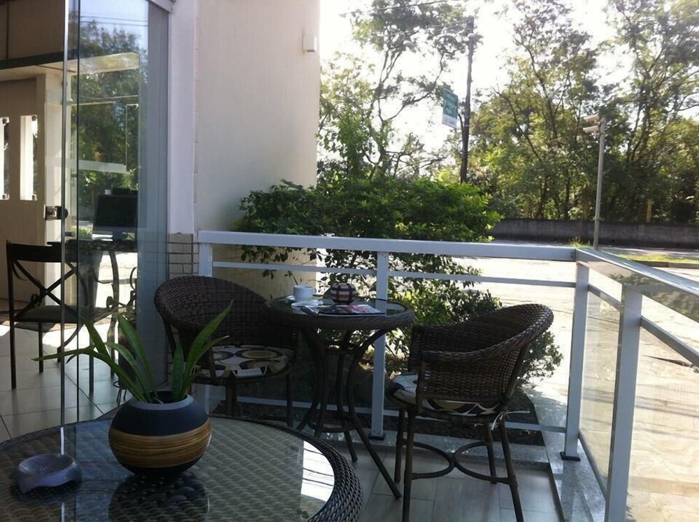 Hotel Crisbel — Cubatao