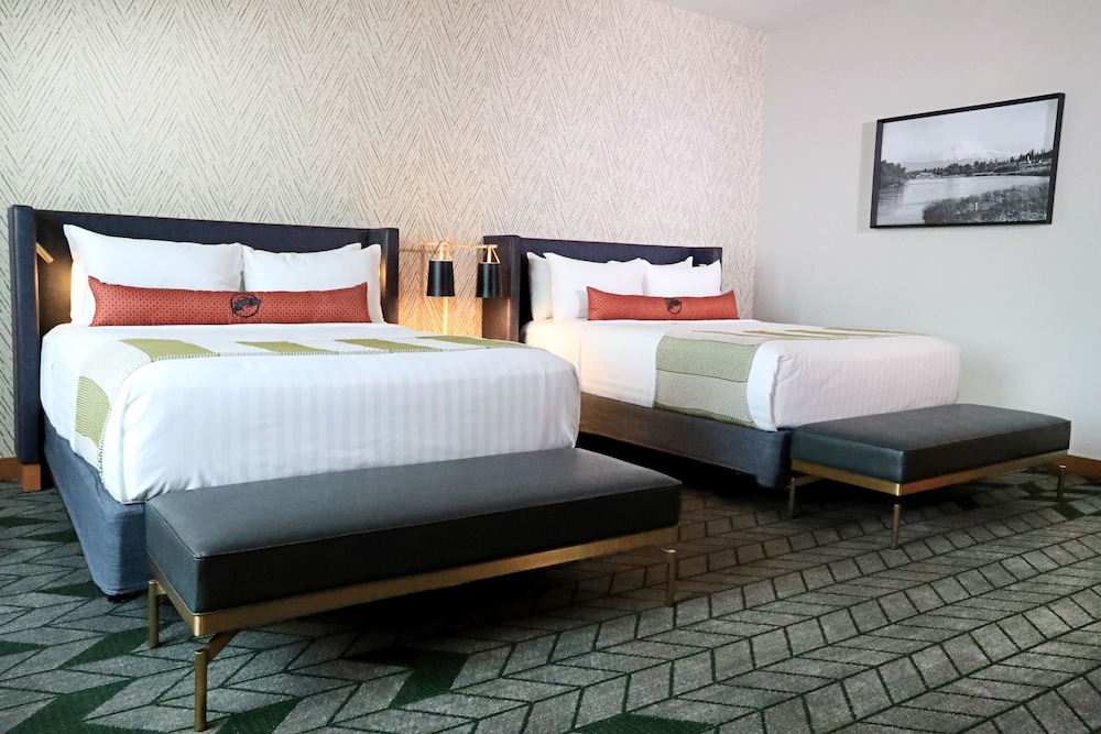 Emerald Queen Hotel and Casino Tacoma - photo 13