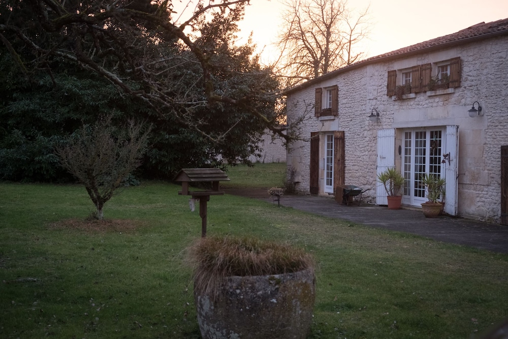 La Bribaudonnière — hotel in Jonzac