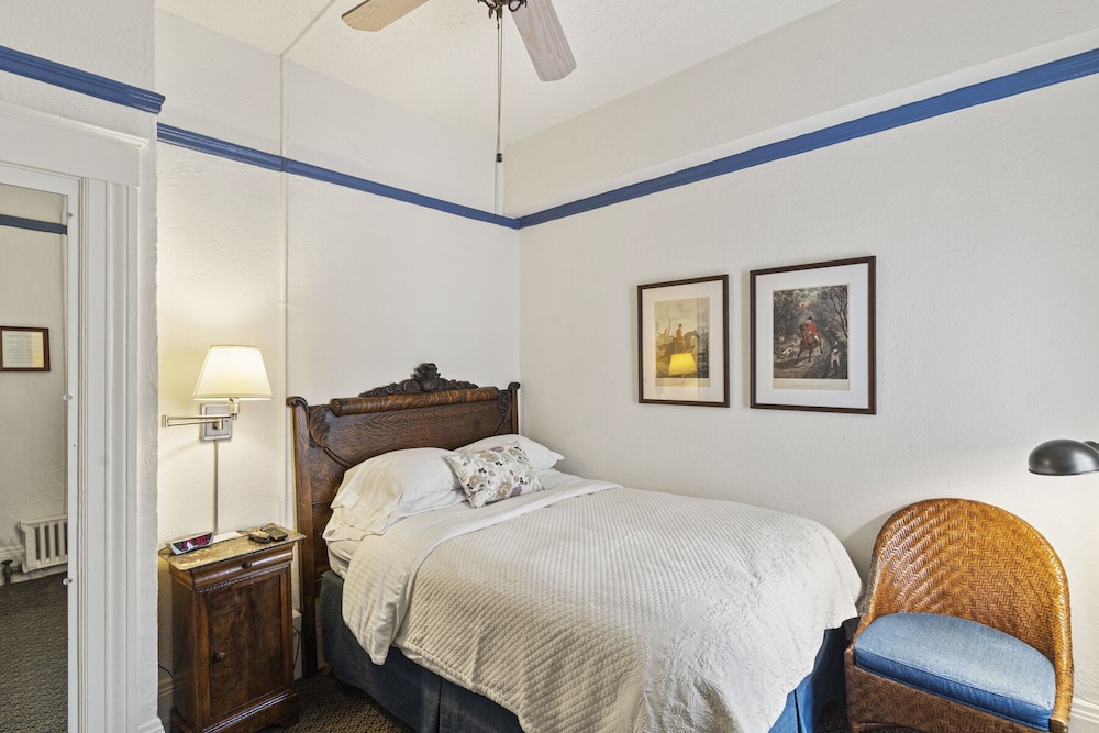 Golden Gate Hotel - photo 11