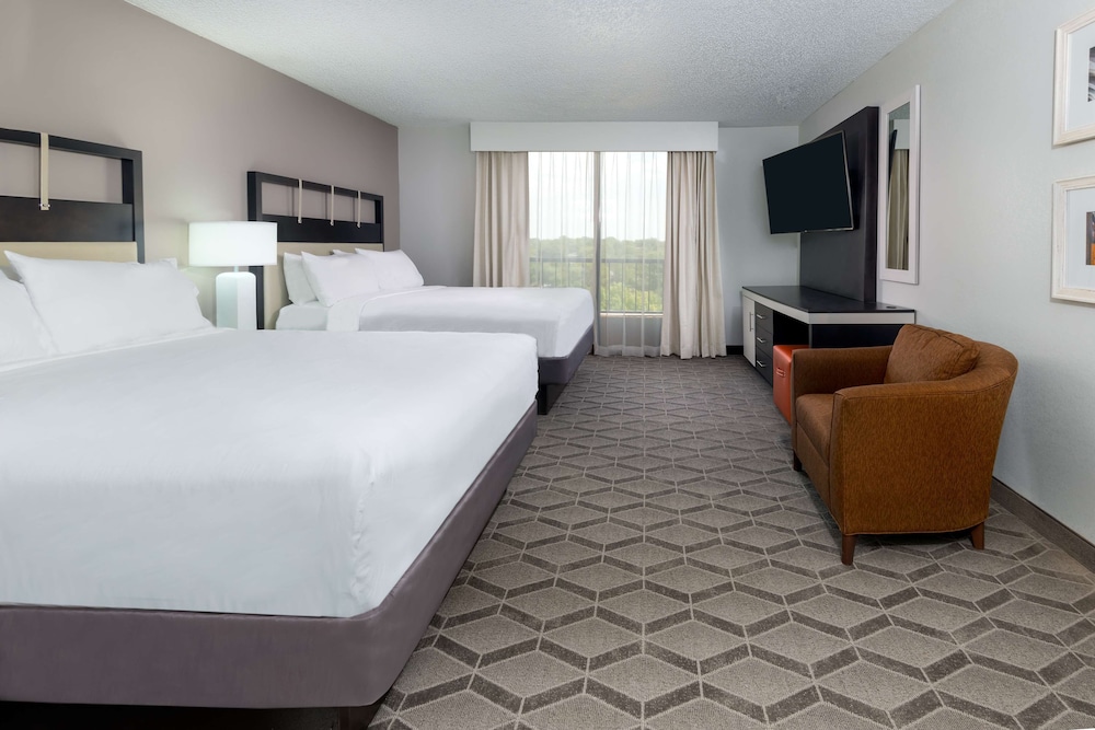 Embassy Suites by Hilton Dallas Park Central Area - photo 9