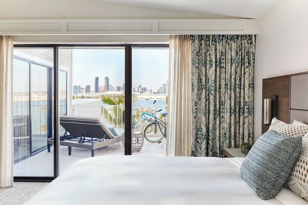 Coronado Island Marriott Resort & Spa - photo 9
