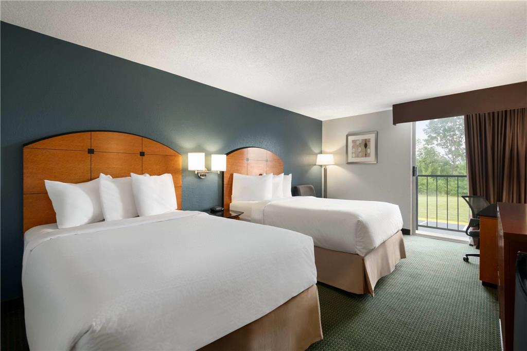 Baymont by Wyndham Salem Roanoke Area - photo 13