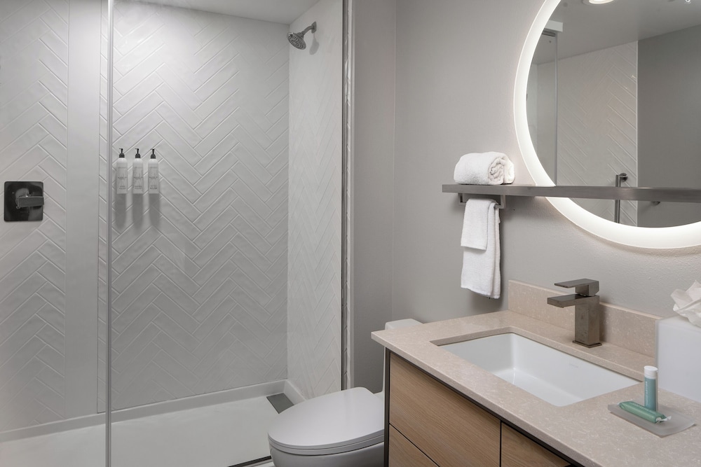 TownePlace Suites by Marriott Pensacola West I 10 - photo 4