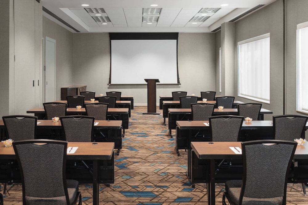 Residence Inn by Marriott Bethesda Downtown - photo 34