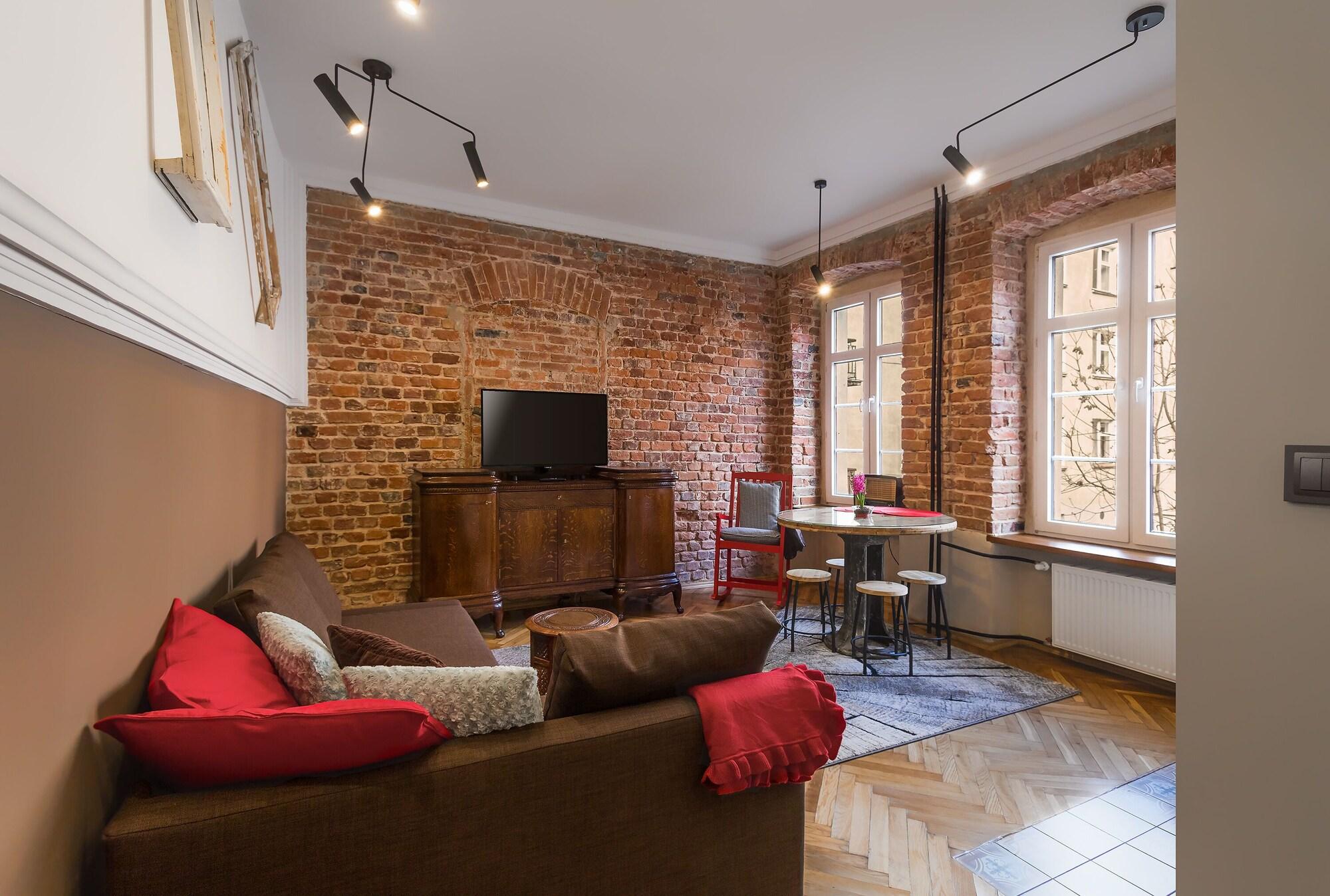 Locum Elżbieta Old Town Wroclaw — 4-Star Luxury Hotel in Wroclaw, Poland