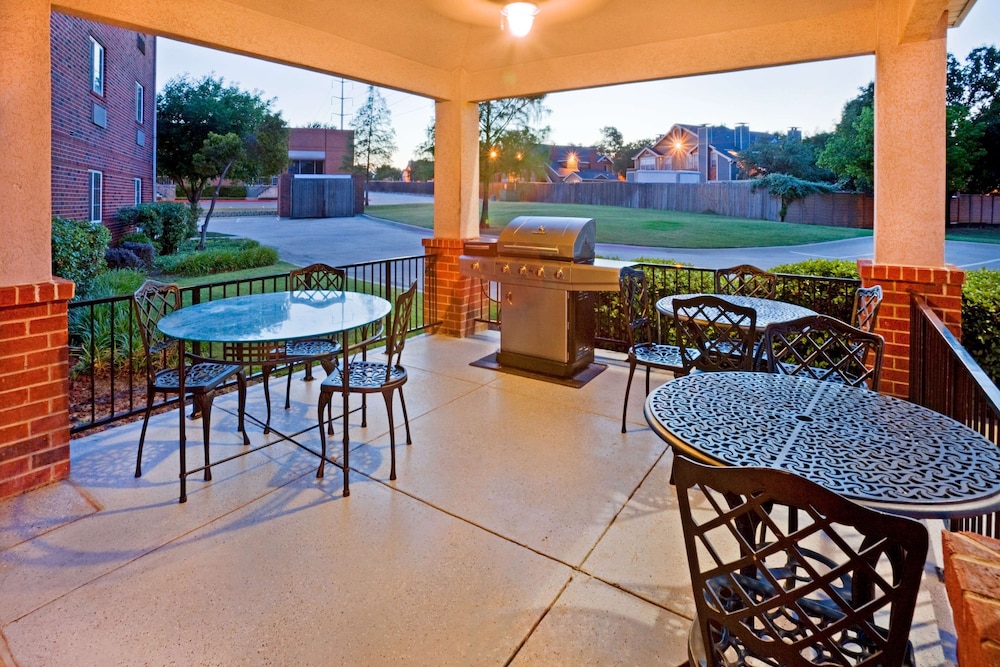Sonesta Simply Suites Arlington Entertainment District - photo 30