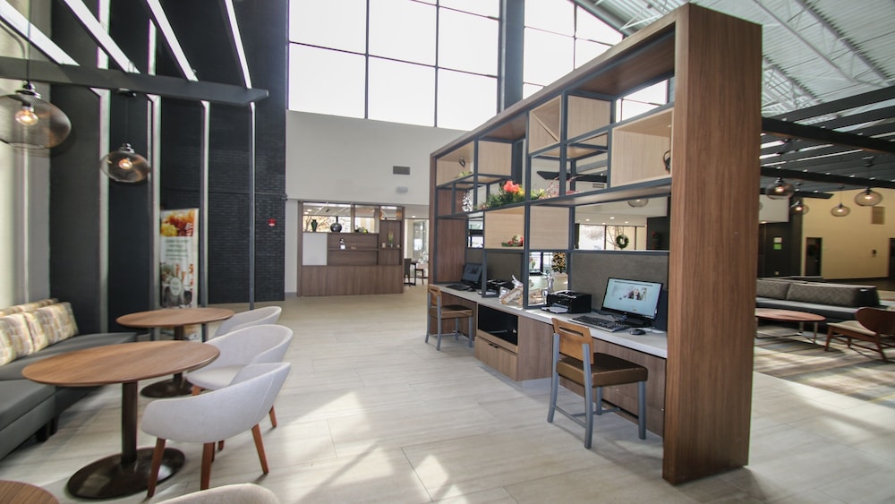 Holiday Inn Roanoke Airport Conference CTR by IHG - photo 23